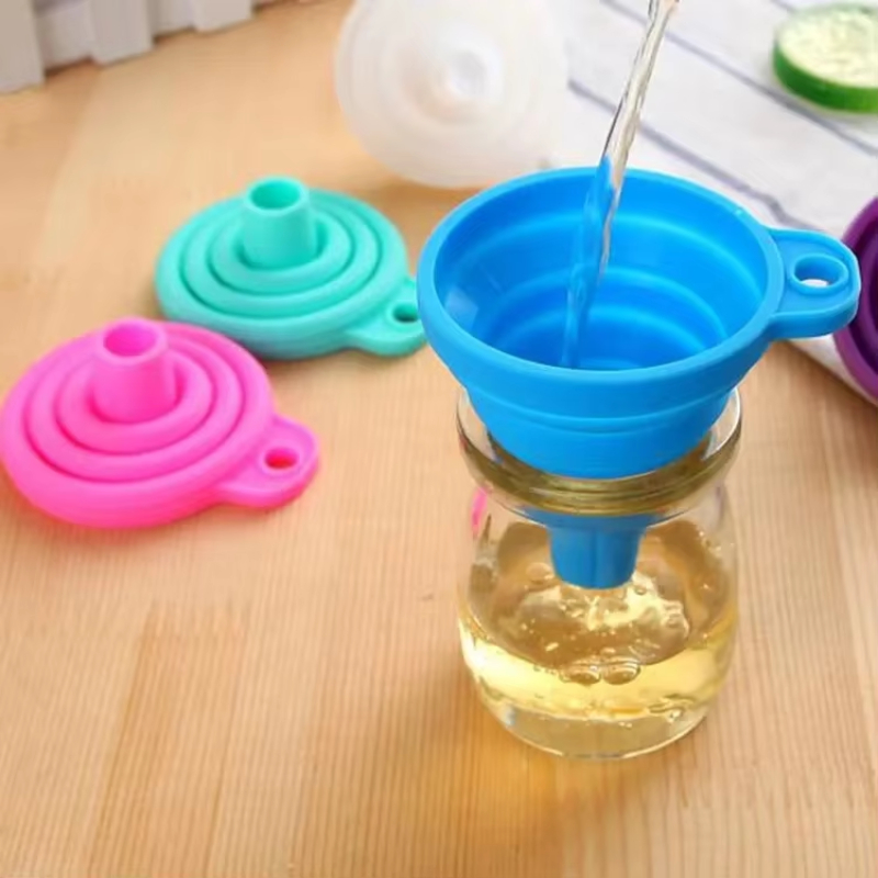 Kitchen Gadgets Deals - 1/2/4PCS Silicone Collapsible Mini Foldable Funnel