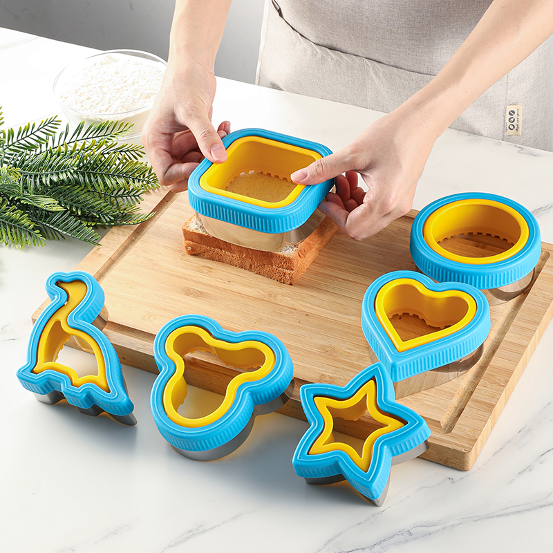Sandwich cutting and sealing m - Kitchen Gadgets Set 评论和价格
