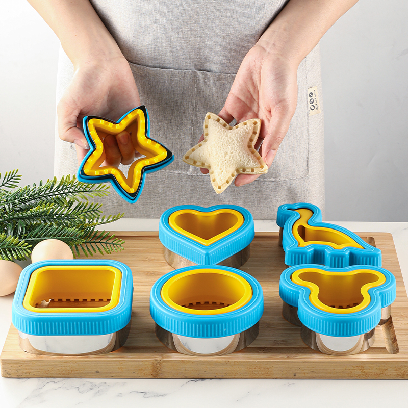 Sandwich cutting and sealing m - Kitchen Gadgets Set 评论和价格